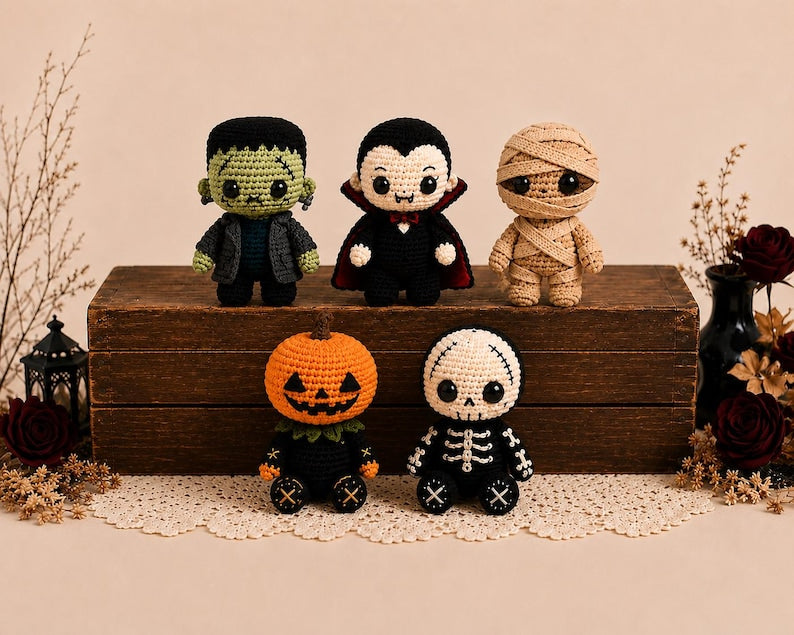 Halloween Crochet Dolls: Green Monster, Vampire, Mummy, Pumpkin & Skeleton, 12 cm Amigurumi Decor