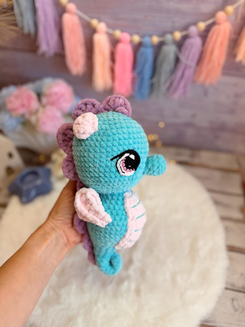 Crochet Seahorse Decor, Handmade Ocean Keepsake, Coastal Crochet Animal, Beach House Decor, Sea Life Gift