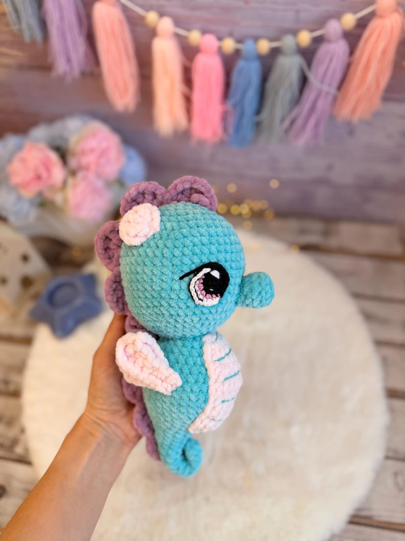 Crochet Seahorse Decor, Handmade Ocean Keepsake, Coastal Crochet Animal, Beach House Decor, Sea Life Gift