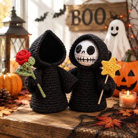 Handmade Crochet Halloween Doll, Cute Ghost Decor, Fall Tabletop Decoration, Spooky Desk Accent, Unique Halloween Gift for Ghost Lovers