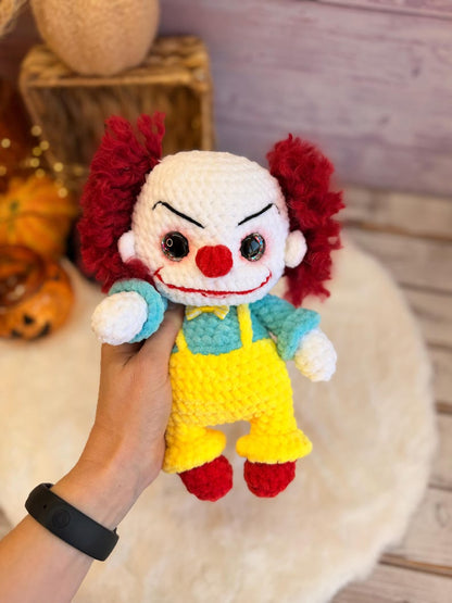 Halloween Crochet Creepy Clown & Spooky Villain Amigurumi Decor, Gift for Horror Fans