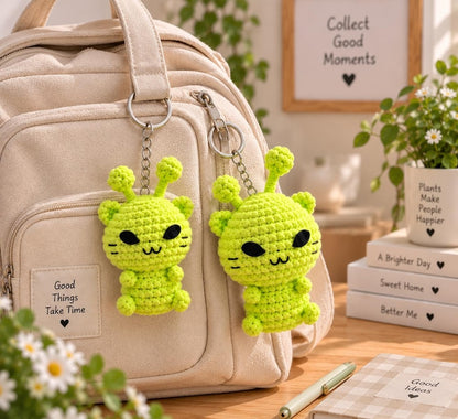 Crochet Alien Cat Keychain, Handmade Kawaii Green Cat, Mini Plush Bag Charm, Cute Space Cat Gift, Amigurumi Alien Plush