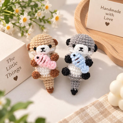 Crochet Otter Plushie with Fish – Handmade Amigurumi Otter Keychain, Cute Sea Animal Gift, Otter Couple Toy Charm, Crochet Keychain, Gift