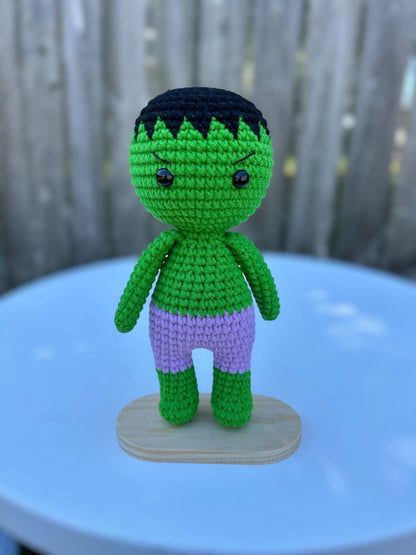 Crochet Superhero 18cm Amigurumi With Stand: Handmade Plush Toy