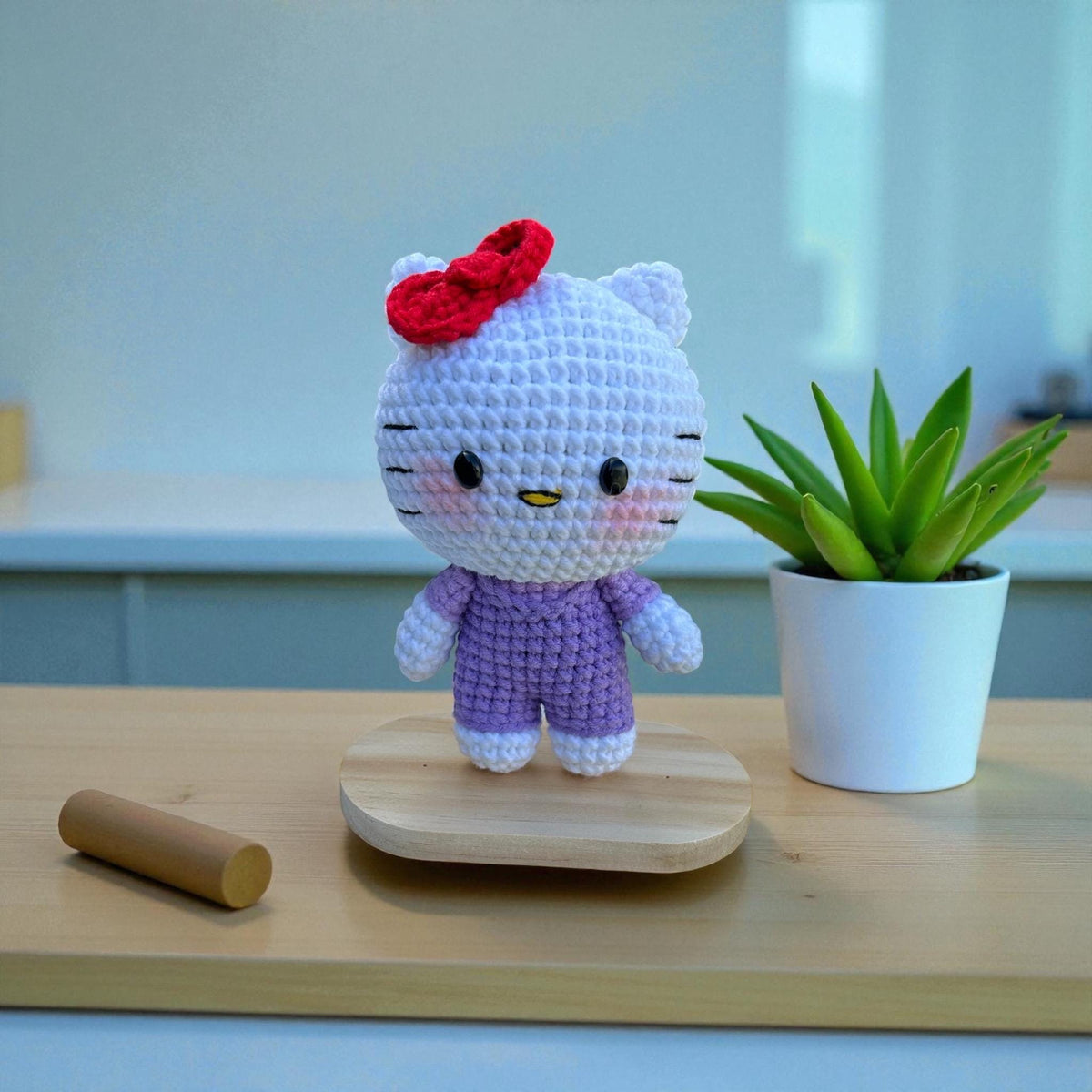 Crocheted Hello Kitty Plushie: Handmade Amigurumi Gift