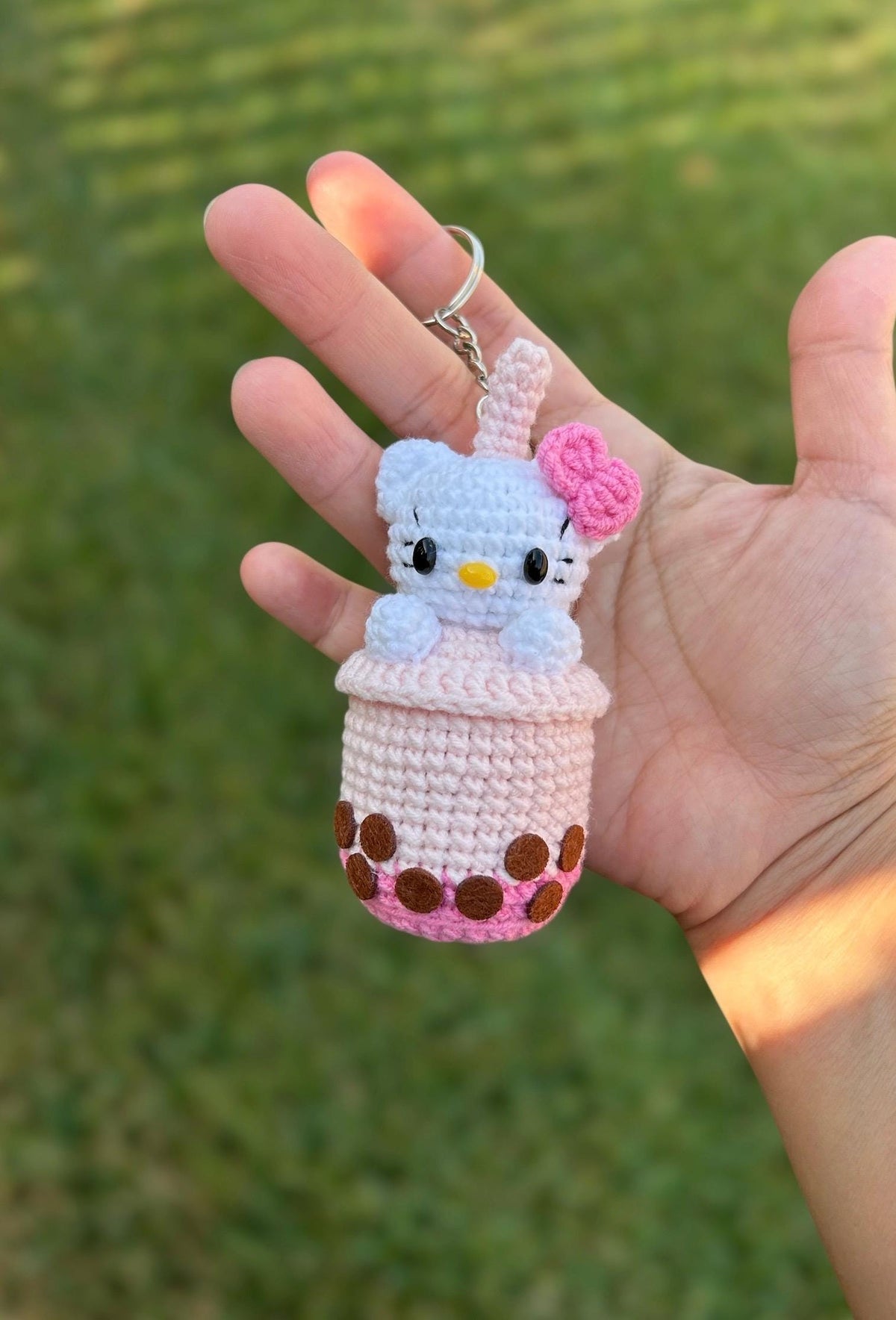 Crocheted Hello Kitty Plushie: Handmade Amigurumi Gift